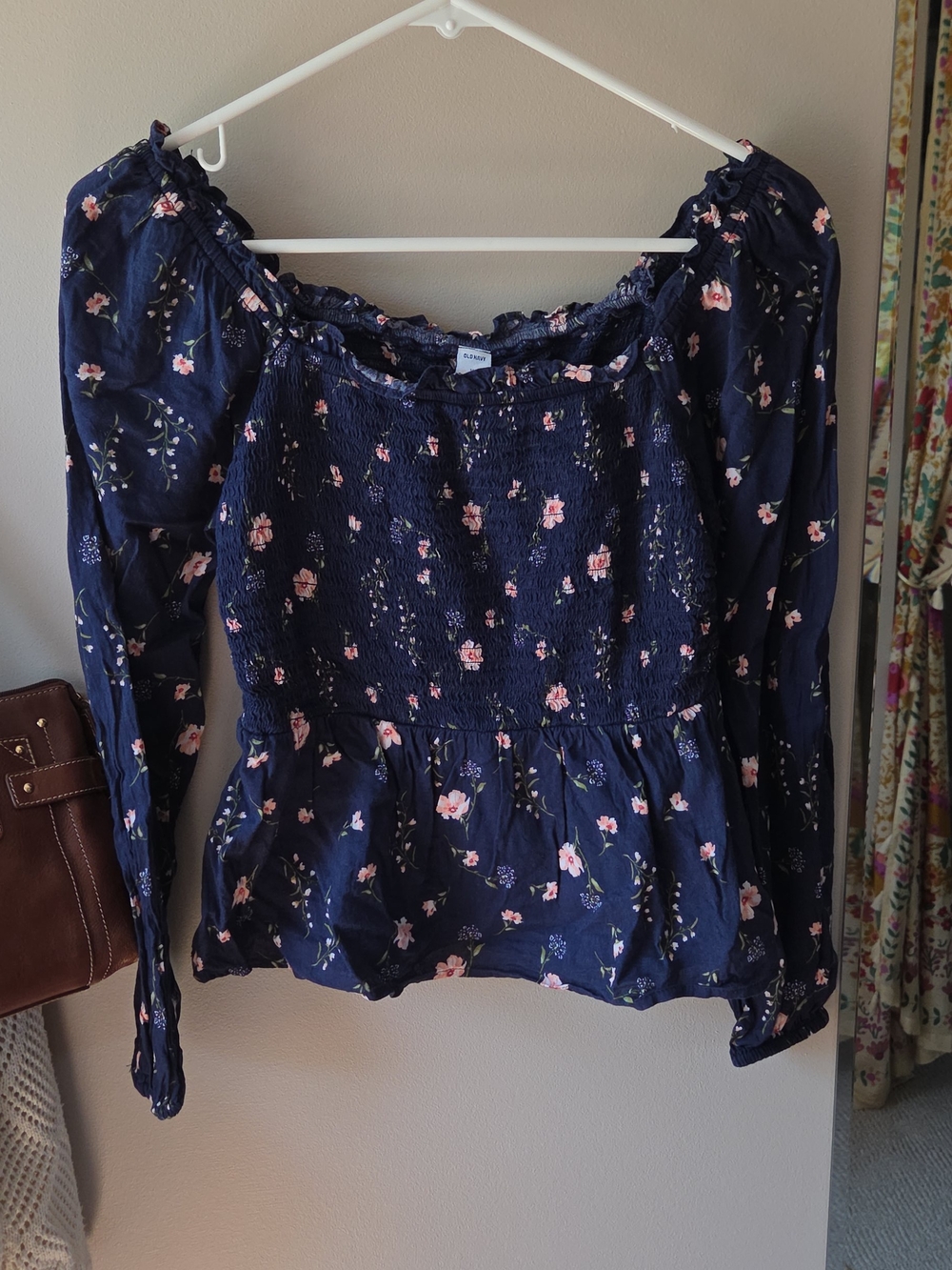 Old Navy Navy Floral Smocked Peplum Long-Sleeve Top Size Xs